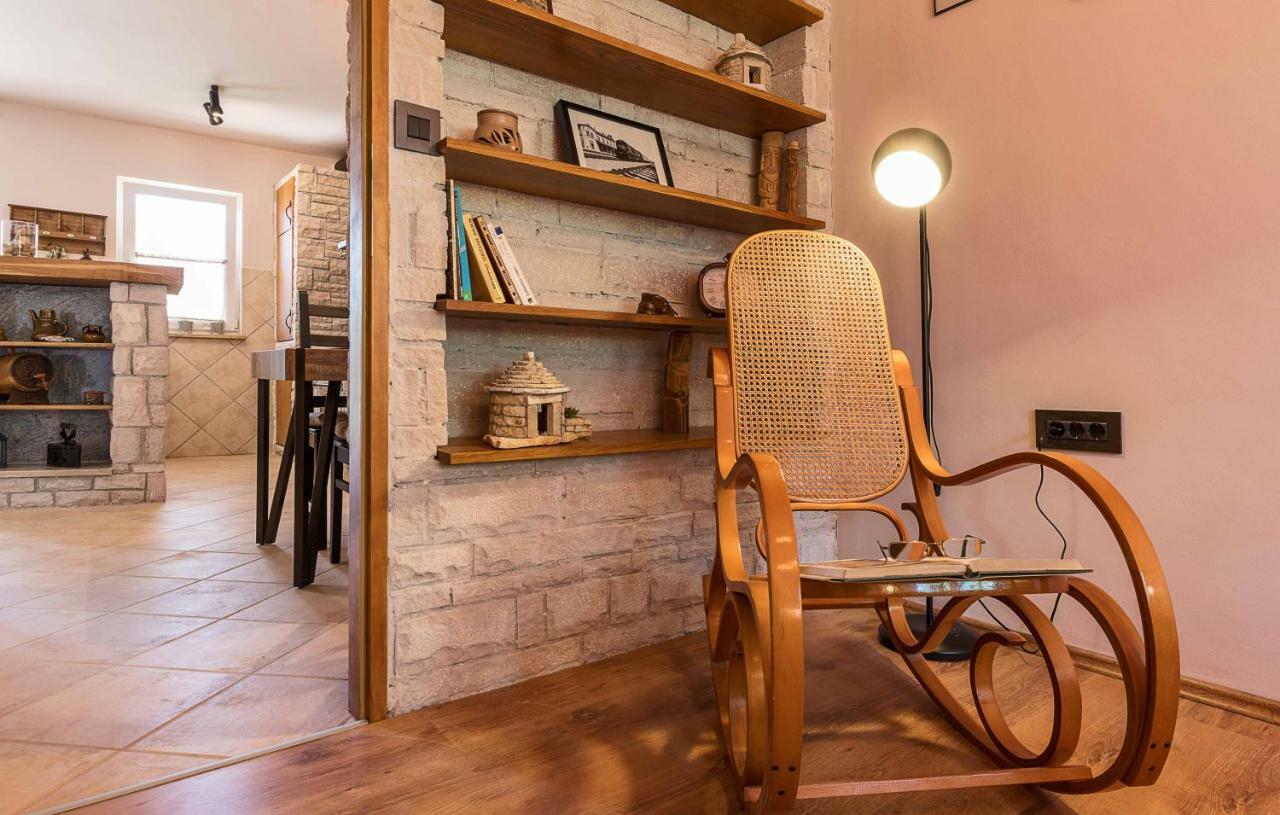 PUY Istriamazing Apartments מראה חיצוני תמונה